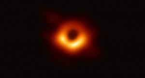 ilk kara delik fotoğrafı